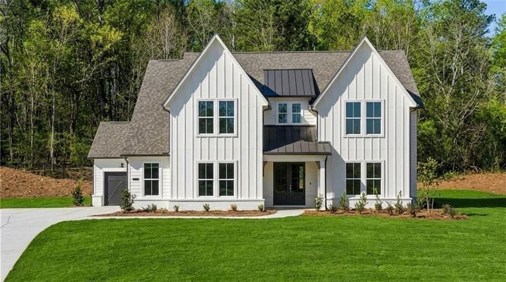 8410 Creekside Overlook Drive, Gainesville, GA 30506 — most recent listing photo