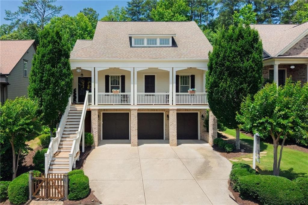5 bedroom, 5 bathroom, 4,463 sq ft single family residence sold at 1743 Tabor Drive, Marietta, GA 30062