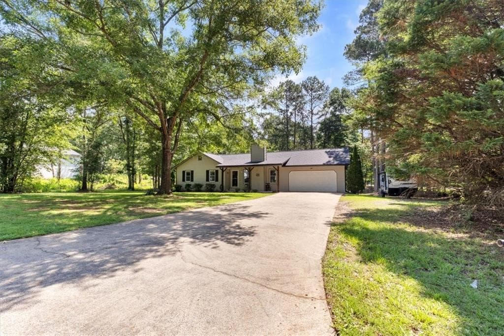3 bedroom, 2 bathroom, 1,340 sq ft single family residence sold at 10 Fouche Drive, Cartersville, GA 30120