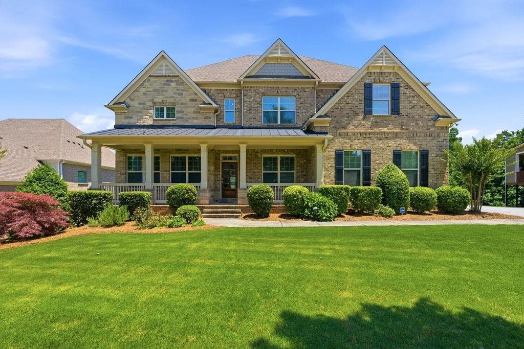 6 bedroom, 5 bathroom, 5,347 sq ft single family residence sold at 4508 Summersweet Drive, Marietta, GA 30066
