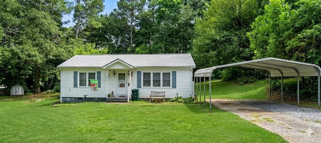 2 bedroom, 1 bathroom, 836 sq ft single family residence for sale at 958 Springdale Drive, Marietta, GA 30062