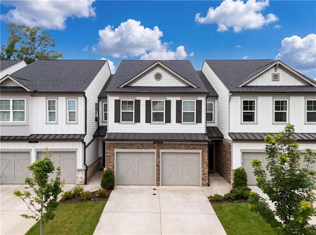 6165 Langdon Way, Cumming, GA 30028 — most recent listing photo