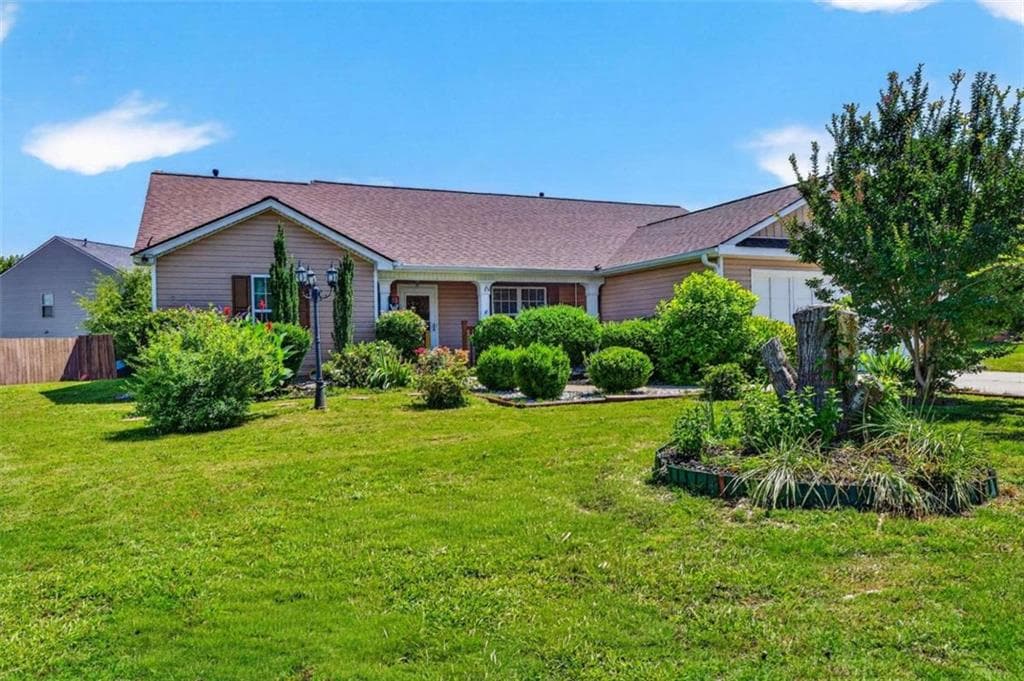 3 bedroom, 3 bathroom, 1,980 sq ft single family residence for sale at 1312 Dianne Way, Winder, GA 30680