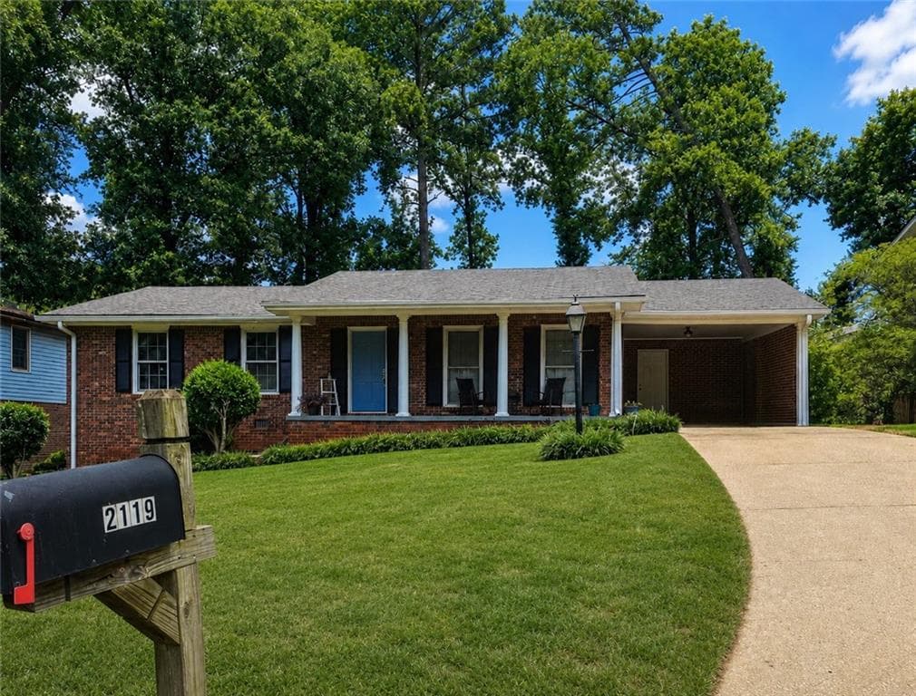 3 bedroom, 3 bathroom, 1,488 sq ft single family residence for sale at 2119 Hilton Drive, Decatur, GA 30035