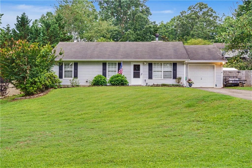 3 bedroom, 2 bathroom, 1,218 sq ft single family residence sold at 5934 Lake Lanier Heights Road, Buford, GA 30518