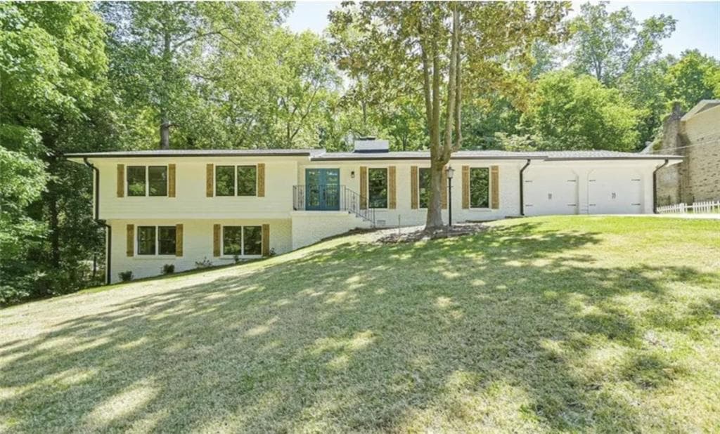 5 bedroom, 3 bathroom, 3,984 sq ft single family residence sold at 3092 Cleethorpes Drive, Lithonia, GA 30038