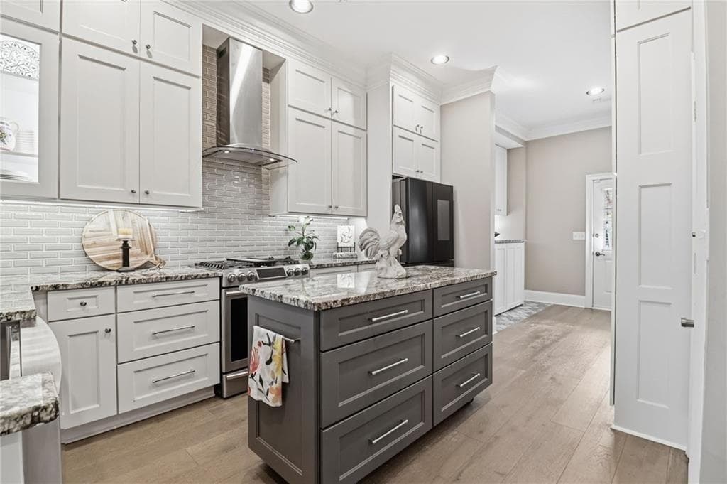 8630 Parker Place, Roswell, GA 30076 — most recent listing photo