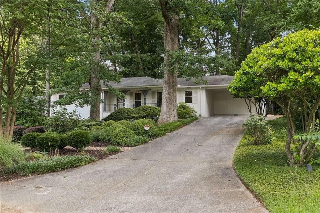 3 bedroom, 2 bathroom, 1,808 sq ft single family residence sold at 2478 Tanglewood Road, Decatur, GA 30033