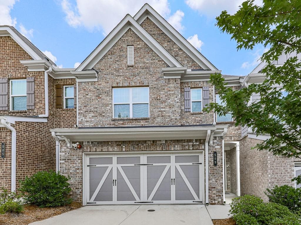 3 bedroom, 3 bathroom, 2,016 sq ft townhouse sold at 509 Canal Street, Marietta, GA 30064