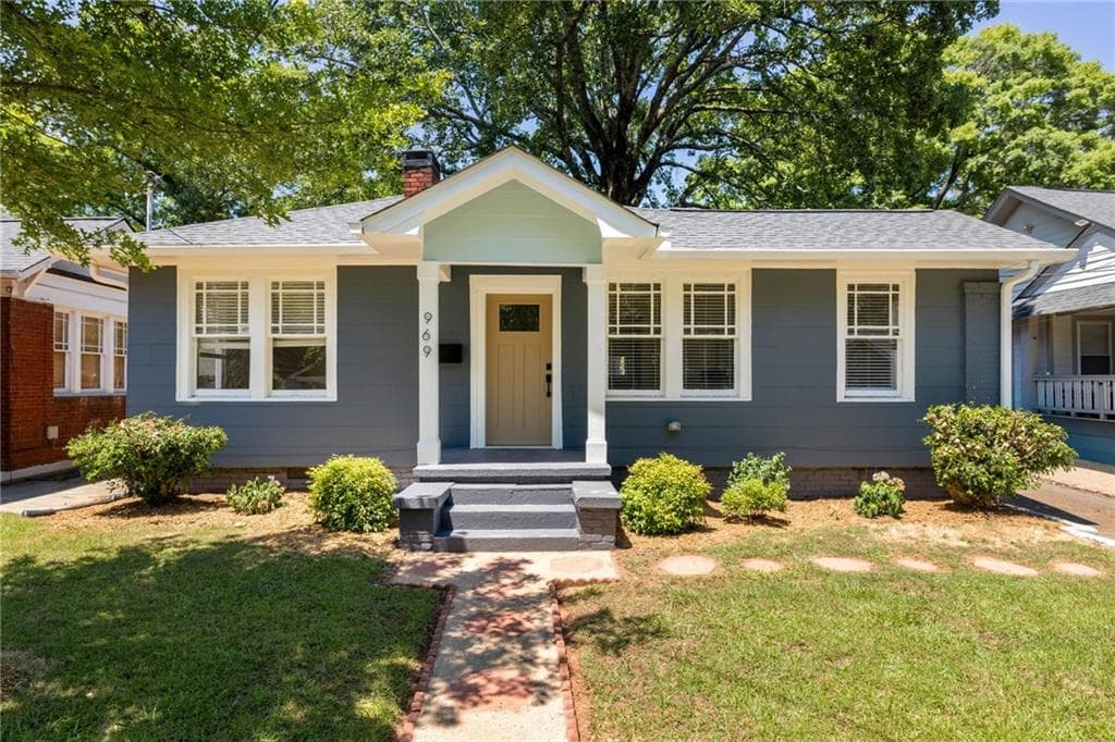 2 bedroom, 2 bathroom, 1,300 sq ft single family residence sold at 969 Katherwood Drive, Atlanta, GA 30310