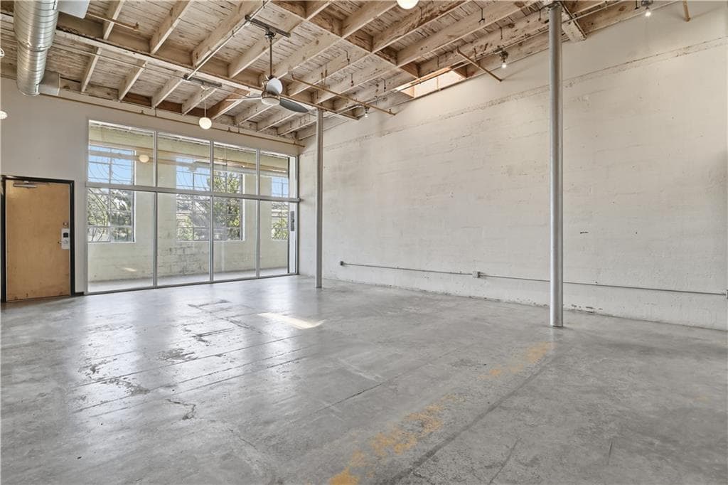 1 bedroom, 2 bathroom, 1,429 sq ft condominium sold at 1213 Allene Avenue 104, Atlanta, GA 30310