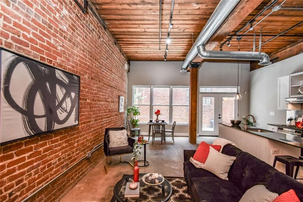 1 bedroom, 2 bathroom, 1,094 sq ft condominium sold at 320 Peters Street 12, Atlanta, GA 30313