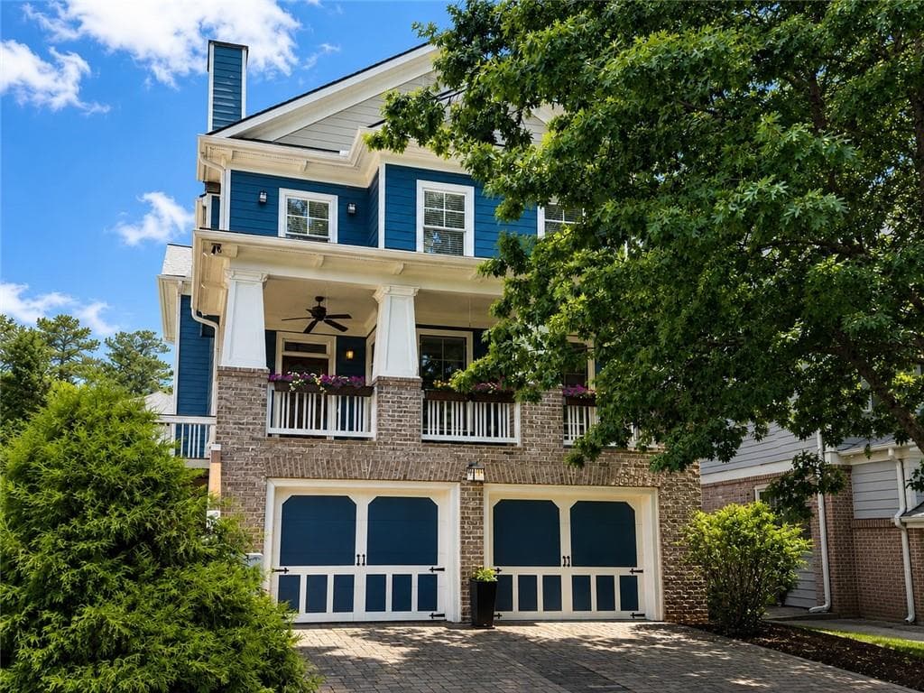 4 bedroom, 4 bathroom, 3,704 sq ft single family residence sold at 1096 Victoria Street, Atlanta, GA 30319
