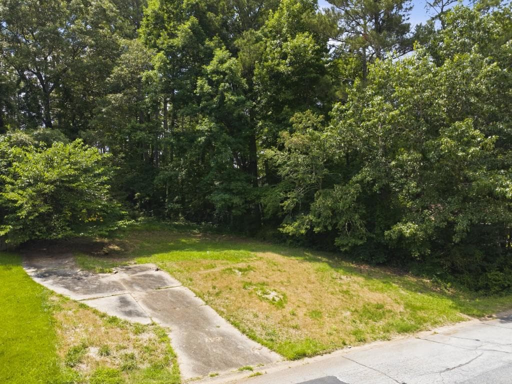 1 bedroom, 1 bathroom other sold at 1796 Hunting Creek Lane, Conyers, GA 30013