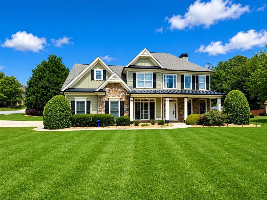 5 bedroom, 3 bathroom, 2,694 sq ft single family residence for sale at 2285 Heritage Green Court, Marietta, GA 30064