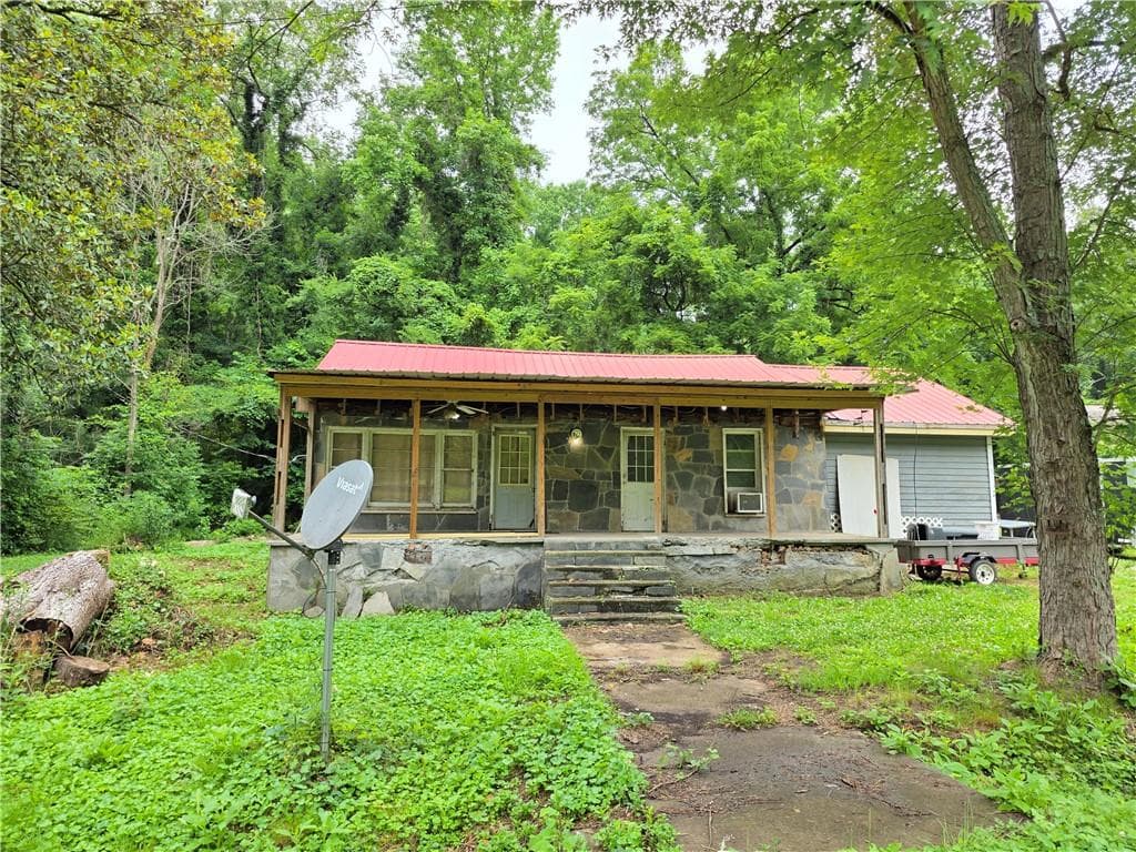 3 bedroom, 1 bathroom, 1,633 sq ft single family residence sold at 4511 US-411, Rydal, GA 30171