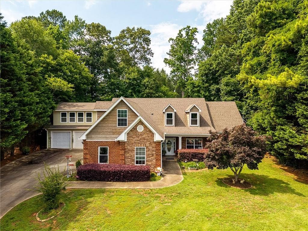 9390 Resort Circle, Gainesville, GA 30506 — most recent listing photo