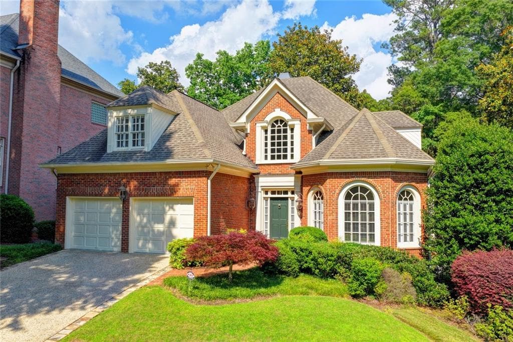 5 bedroom, 5 bathroom, 3,955 sq ft single family residence sold at 4405 Highgrove Pointe, Atlanta, GA 30319