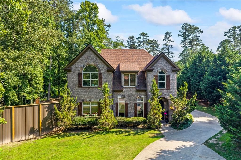7 bedroom, 7 bathroom, 3,171 sq ft single family residence for sale at 9315 Meadow Brook Drive, Gainesville, GA 30506