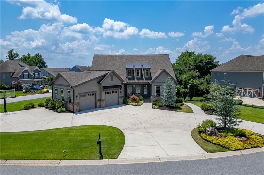 6 bedroom, 6 bathroom, 5,327 sq ft single family residence sold at 5915 Fairway Park Lane, Jefferson, GA 30549