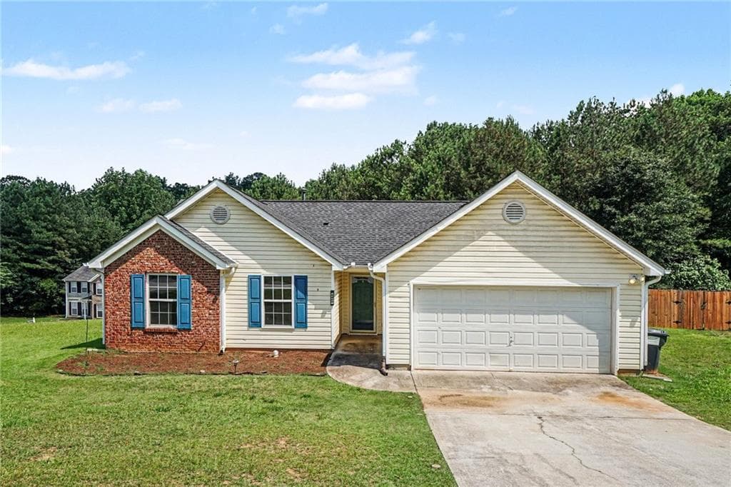 3 bedroom, 2 bathroom, 1,479 sq ft single family residence sold at 4408 Raptor Court, Snellville, GA 30039