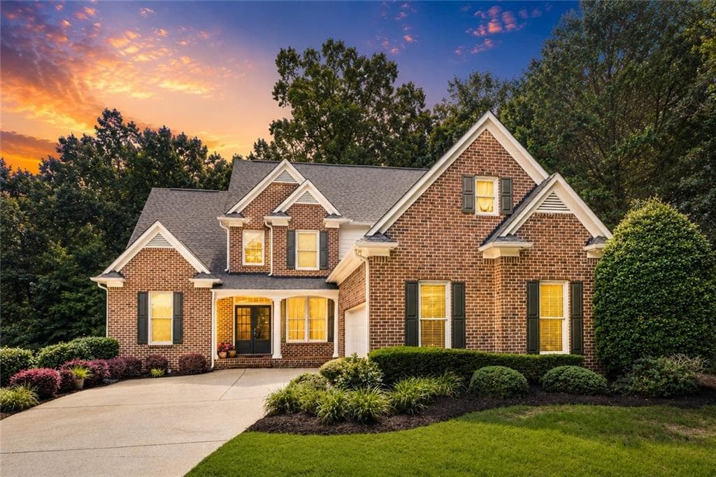 5 bedroom, 3 bathroom, 3,120 sq ft single family residence sold at 411 Glenhurst Trace, Canton, GA 30115