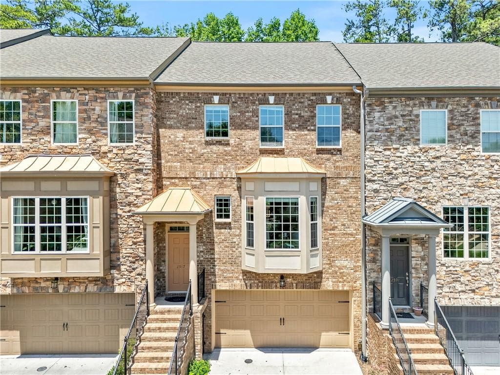 4 bedroom, 4 bathroom, 2,534 sq ft townhouse sold at 2587 Willow Field Crossing, Marietta, GA 30067