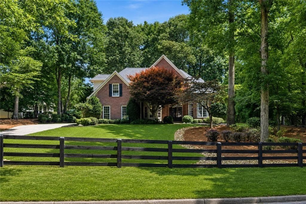 3 bedroom, 4 bathroom, 3,176 sq ft single family residence sold at 4305 Summerwood Drive, Cumming, GA 30041