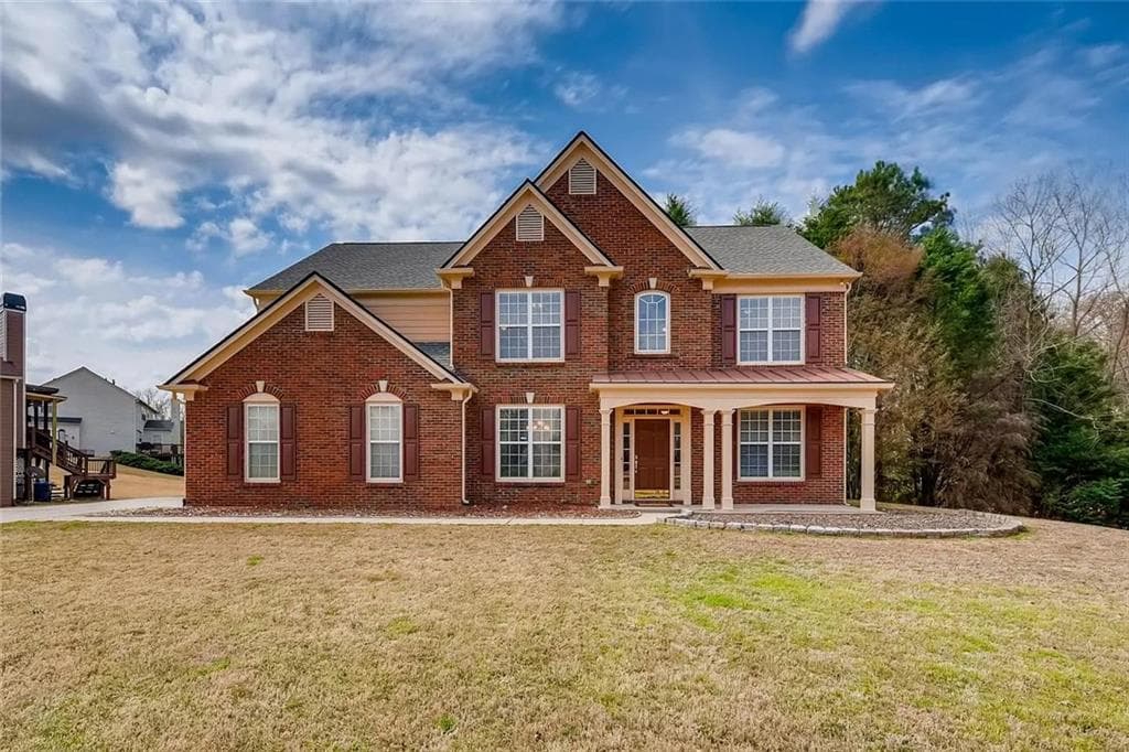 5 bedroom, 3 bathroom, 2,676 sq ft single family residence for sale at 520 Midhurst Place, Johns Creek, GA 30024