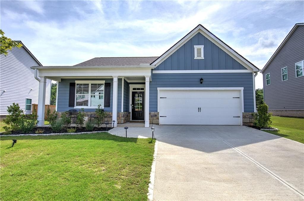 4 bedroom, 2 bathroom, 1,788 sq ft single family residence for sale at 72 Grove Springs Court, Cartersville, GA 30120