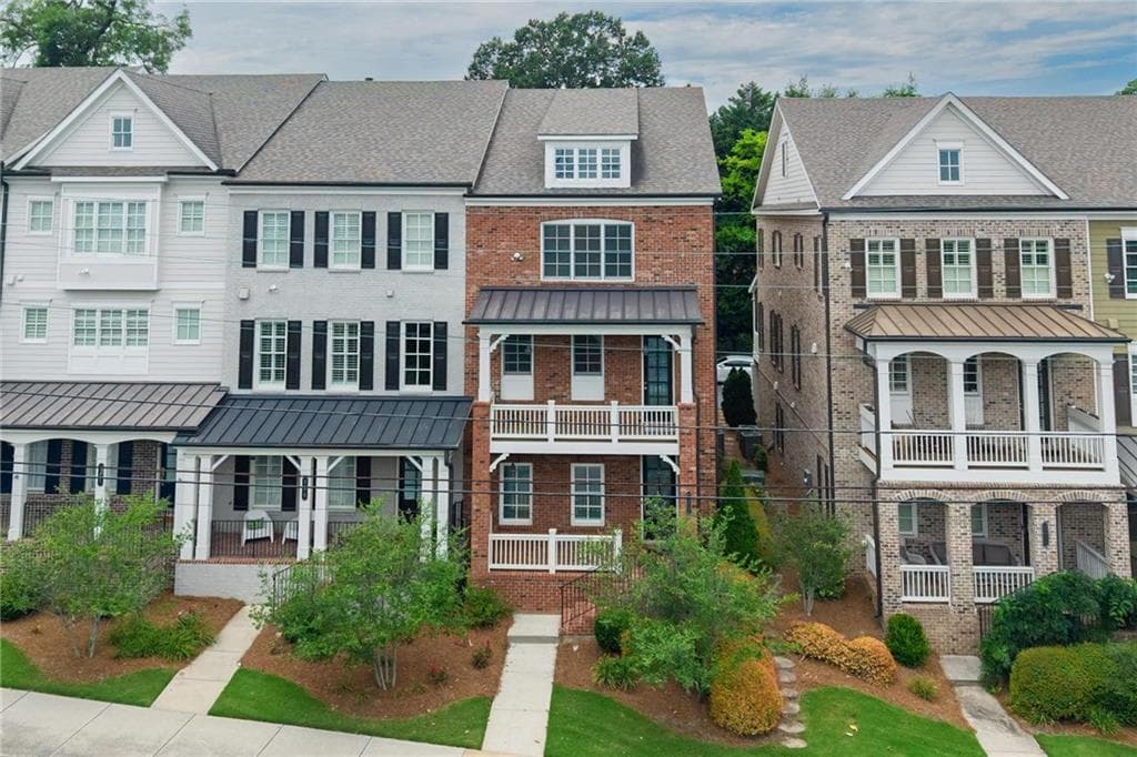 3 bedroom, 4 bathroom, 2,817 sq ft townhouse sold at 269 Cherokee Street, Marietta, GA 30060