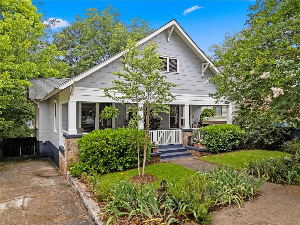 3 bedroom, 2 bathroom, 1,592 sq ft single family residence sold at 823 Essie Avenue, Atlanta, GA 30316