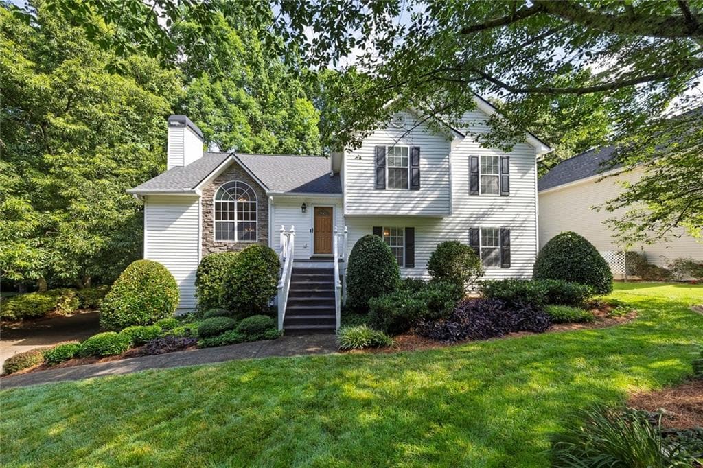 5 bedroom, 4 bathroom, 3,067 sq ft single family residence sold at 237 Serenoa Drive, Canton, GA 30114