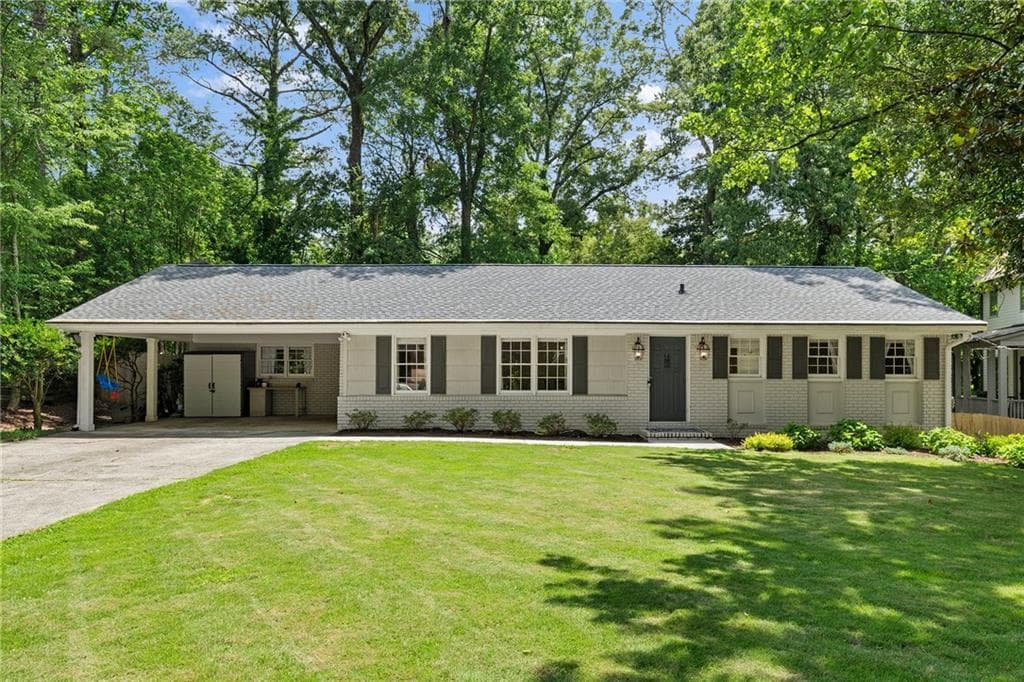 3 bedroom, 2 bathroom, 2,297 sq ft single family residence sold at 1723 Fernleaf Circle, Atlanta, GA 30318