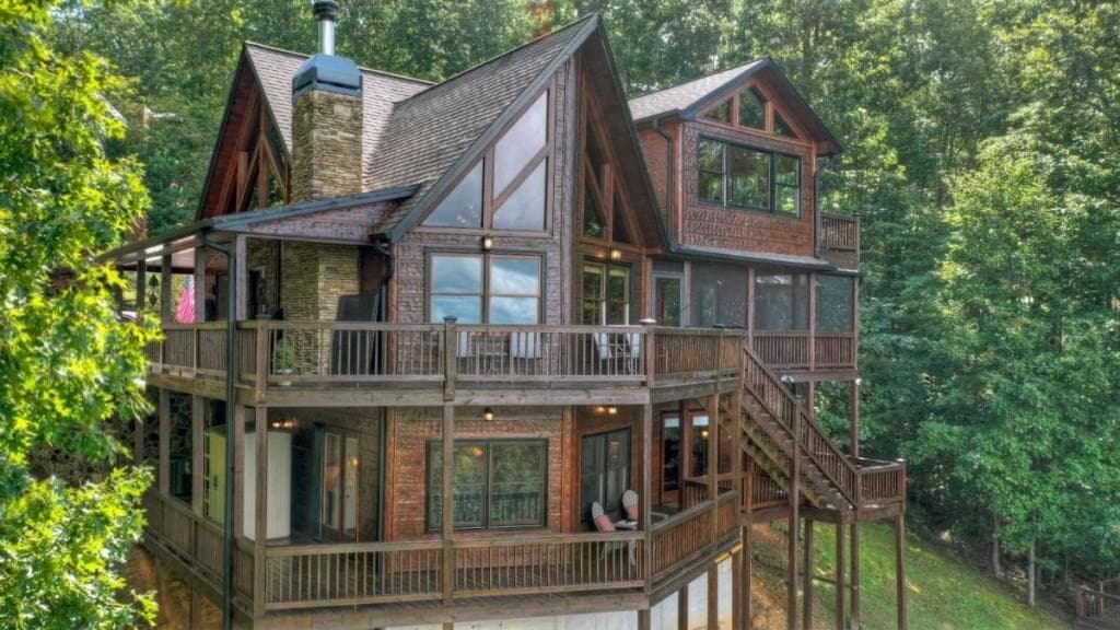 4 bedroom, 4 bathroom, 2,970 sq ft single family residence for sale at 1404 Mountain High Drive, Mineral Bluff, GA 30559