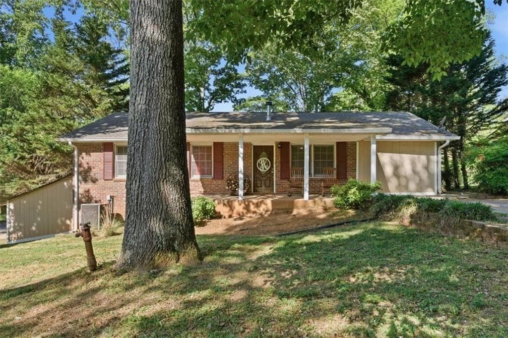 4 bedroom, 2 bathroom, 3,538 sq ft single family residence sold at 1440 Cochran Ridge Road, Hiram, GA 30141