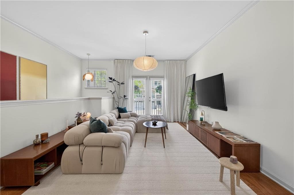3 bedroom, 4 bathroom, 1,326 sq ft townhouse sold at 1609 Liberty Parkway, Atlanta, GA 30318