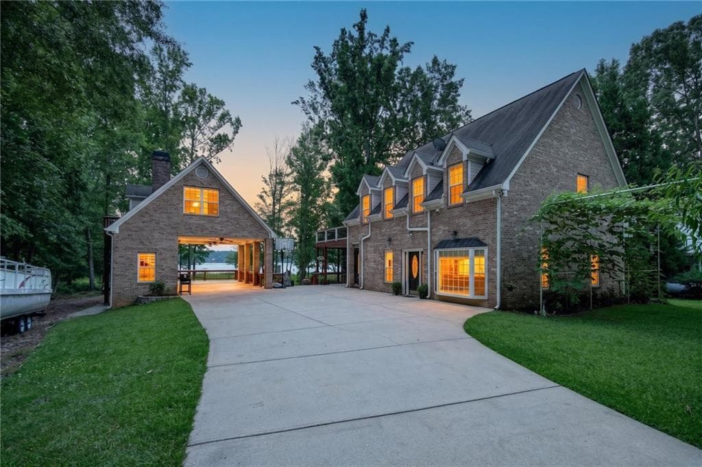 4 bedroom, 3 bathroom, 3,174 sq ft single family residence for sale at 293 Buckhorn Drive, Temple, GA 30179