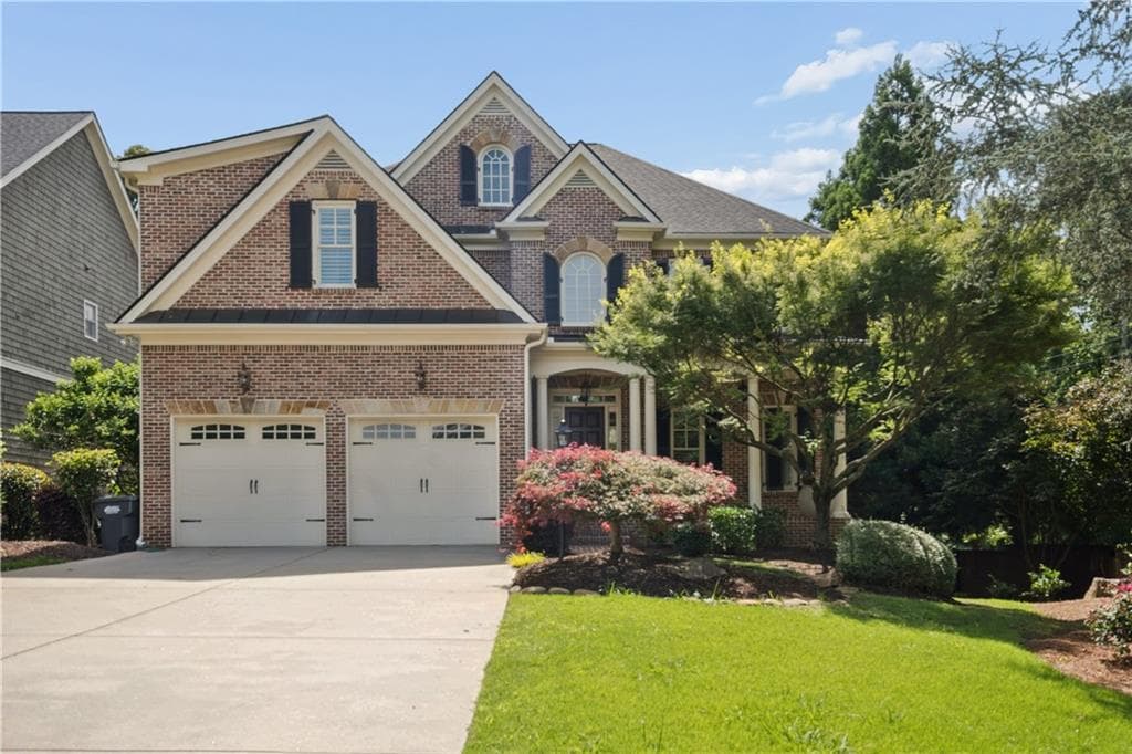 5 bedroom, 5 bathroom, 5,199 sq ft single family residence sold at 1800 Leighton Lane, Marietta, GA 30062