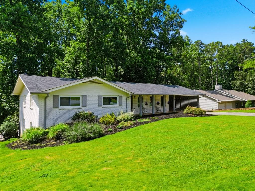 4 bedroom, 3 bathroom, 2,346 sq ft single family residence sold at 720 Brookline Drive, Marietta, GA 30067