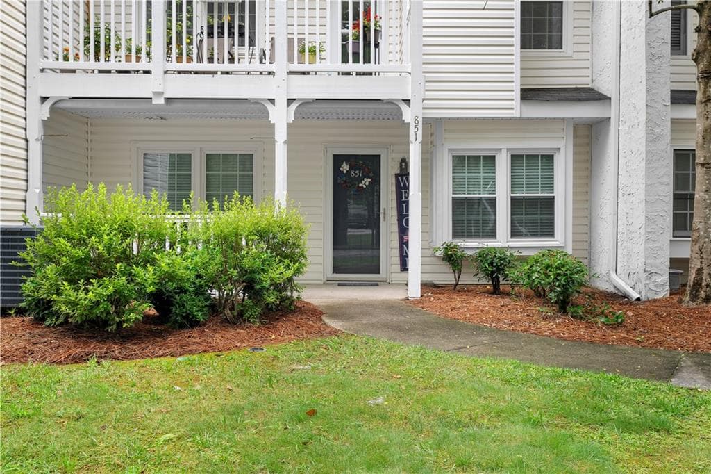 1 bedroom, 1 bathroom, 740 sq ft condominium sold at 851 Cavalry Drive, Marietta, GA 30064