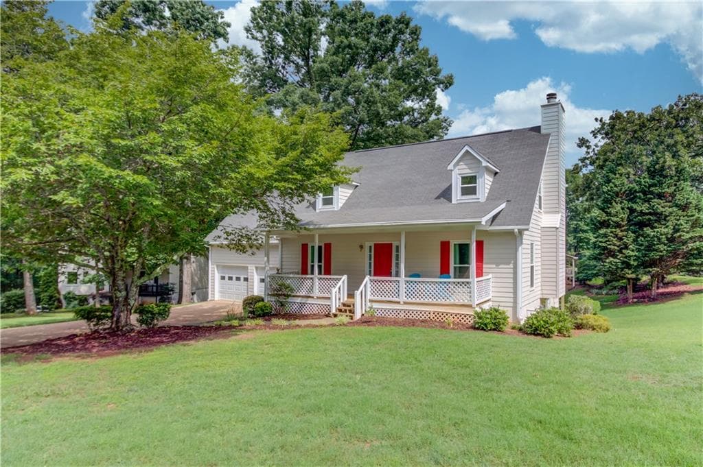 3 bedroom, 3 bathroom, 1,986 sq ft single family residence under contract at 101 Fernwood Court, Lawrenceville, GA 30043