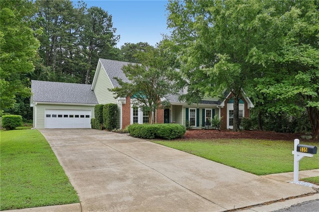 3 bedroom, 2 bathroom, 2,087 sq ft single family residence sold at 535 Willowwind Drive, Loganville, GA 30052