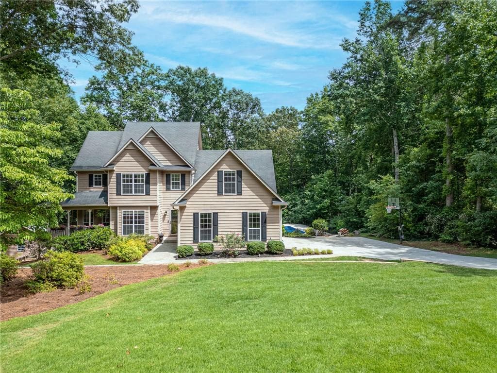 5 bedroom, 4 bathroom, 3,038 sq ft single family residence sold at 4283 Laurel Glen Court, Douglasville, GA 30135