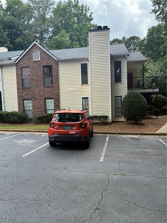 2 bedroom, 2 bathroom, 1,061 sq ft condominium for sale at 798 Windchase Lane, Stone Mountain, GA 30083