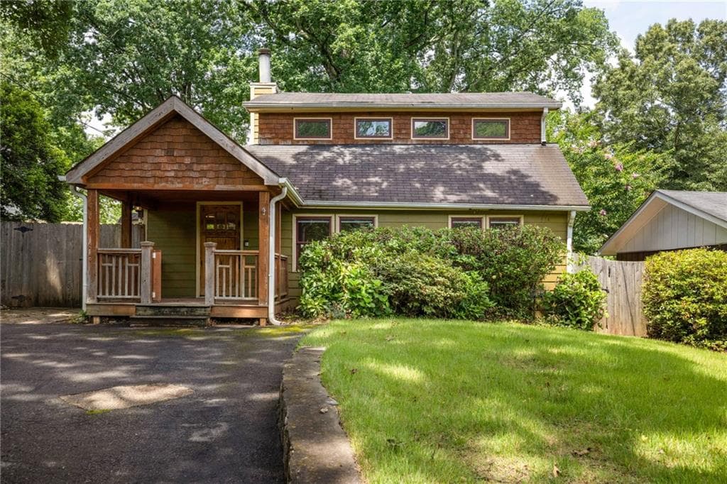 3 bedroom, 3 bathroom, 1,882 sq ft single family residence sold at 806 Tanner Drive, Scottdale, GA 30079