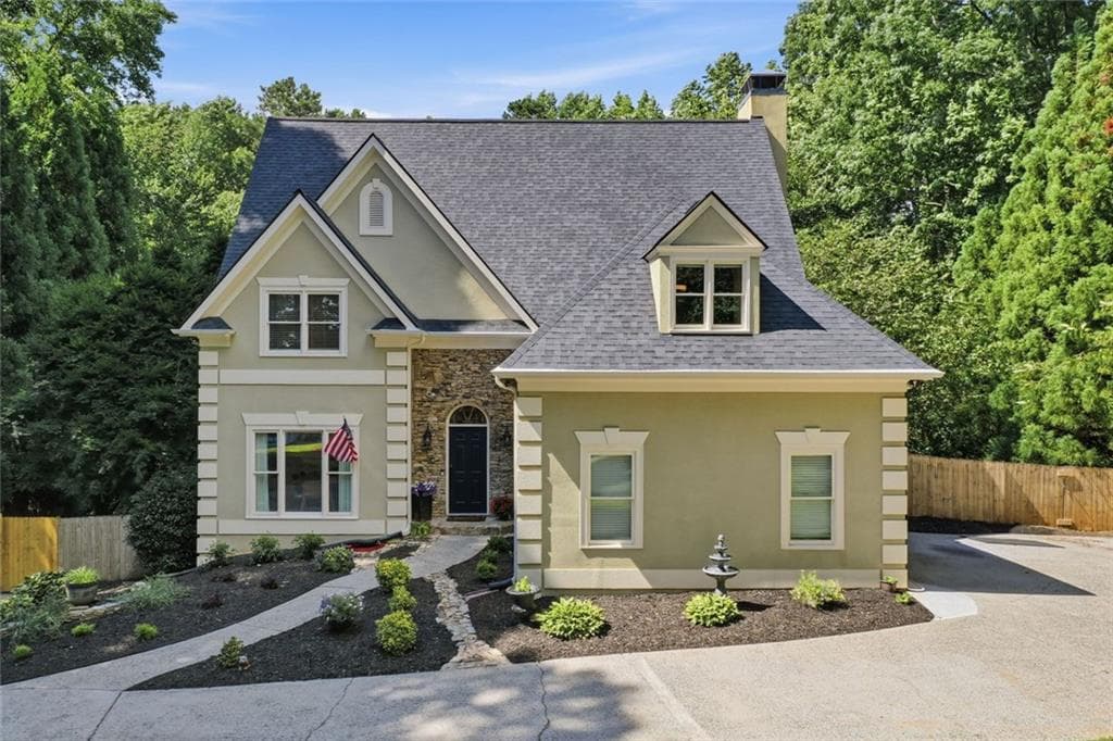 5 bedroom, 4 bathroom, 4,110 sq ft single family residence sold at 440 Oakleaf Trail, Suwanee, GA 30024