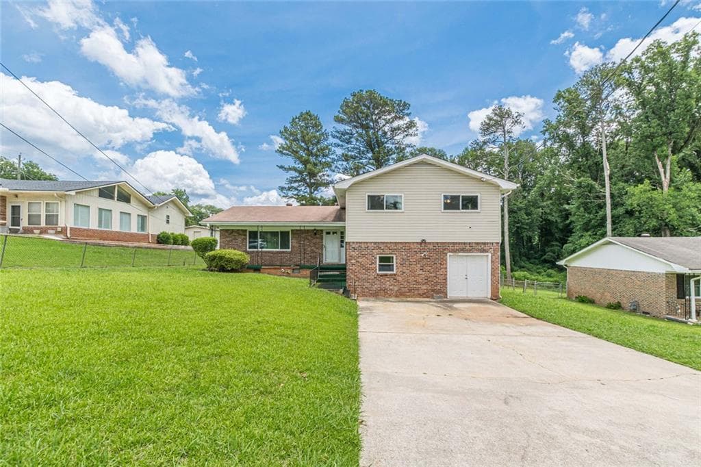 4 bedroom, 3 bathroom, 2,398 sq ft single family residence under contract at 2272 Green Hawk Court, Decatur, GA 30035