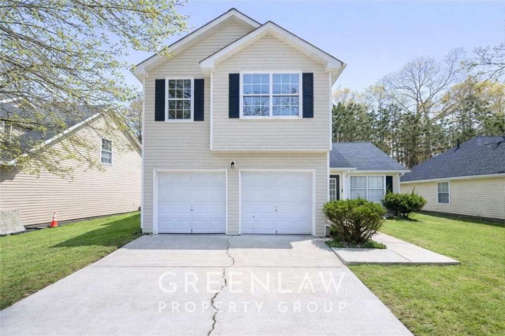 3 bedroom, 3 bathroom, 1,534 sq ft single family residence sold at 5521 Sapphire Circle, Ellenwood, GA 30294