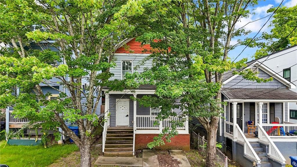 3 bedroom, 3 bathroom, 1,240 sq ft single family residence sold at 911 Coleman Street, Atlanta, GA 30310